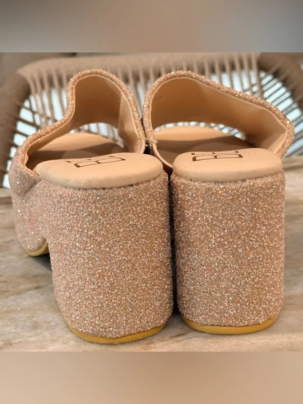 Women’s BEACH By Matisse Terry glitter platform sandal- Size 6